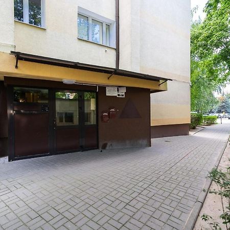 Al Niepodleglosci 75 Warschau Exterior foto